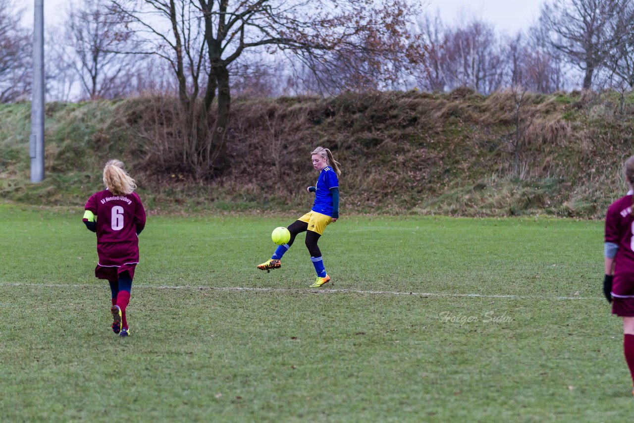 Bild 146 - B-Juniorinnen TSV Gnutz o.W. - SV Henstedt Ulzburg II : Ergebnis: ca. 5:0